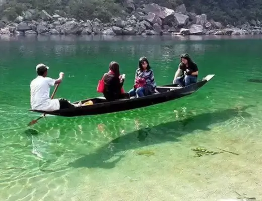 Dawki River crystal clear lake in Shillong